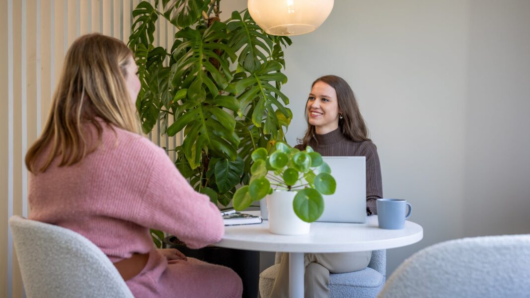 RI&E adviesgesprek met ADXpert over risico-inventarisatie en werkgeversverplichtingen.