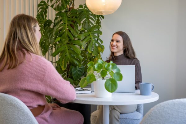 RI&E adviesgesprek met ADXpert over risico-inventarisatie en werkgeversverplichtingen.